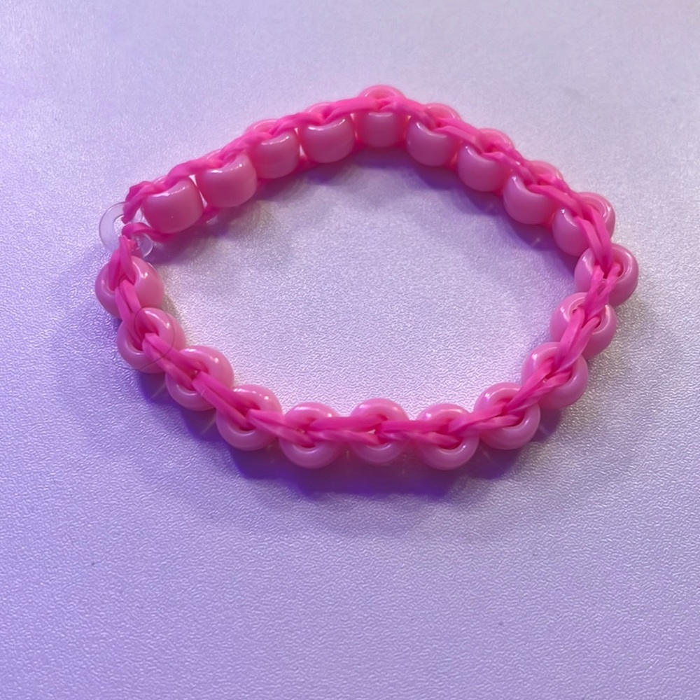 rubber band bracelet with beads.